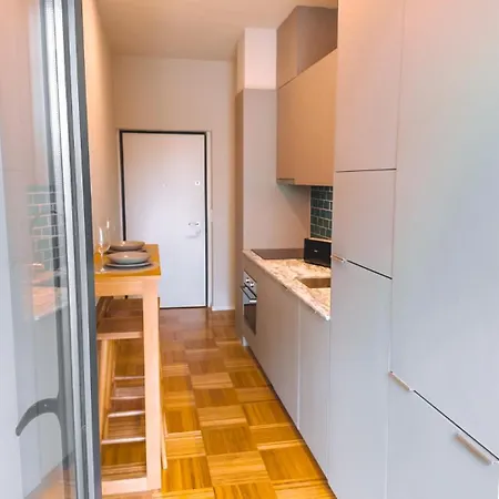 Apartment Near To Crystal Palace