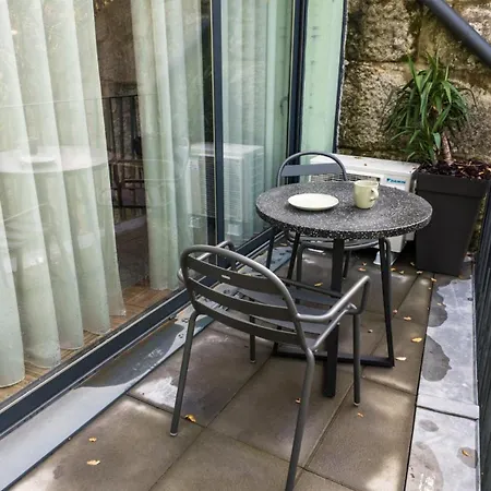 Near To Crystal Palace Porto