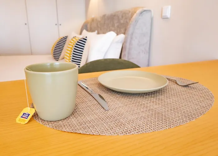 Near To Crystal Palace Апартаменты