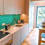 Near To Crystal Palace Apartment Porto