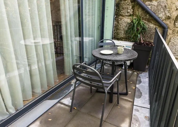 Near To Crystal Palace Porto